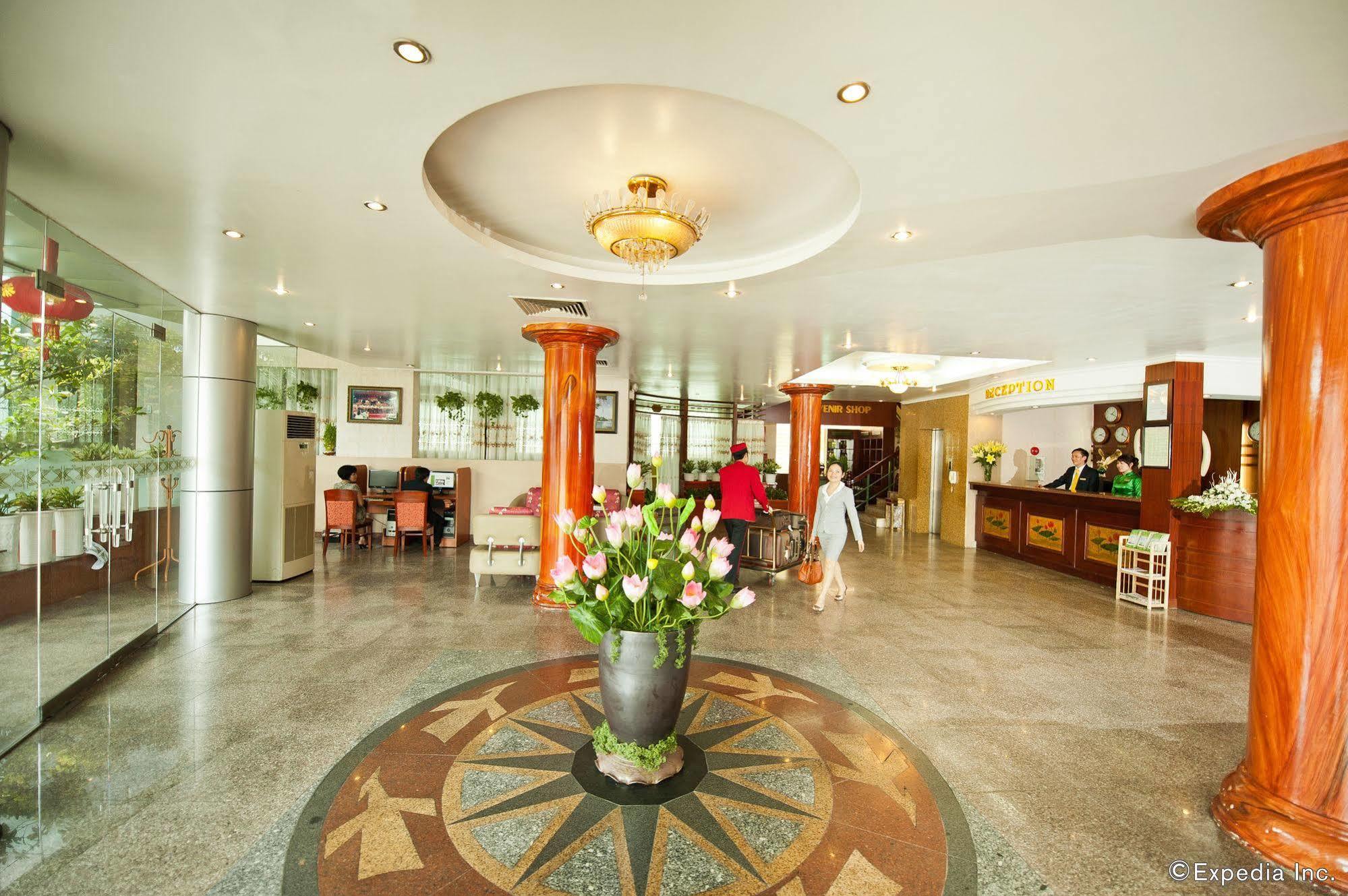 Muong Thanh Vinh Hotel Экстерьер фото